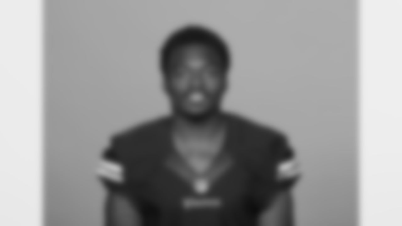 Hometown closest to Minneapolis: Terrell Sinkfield (Minnetonka, Minnesota – 14.2 miles)