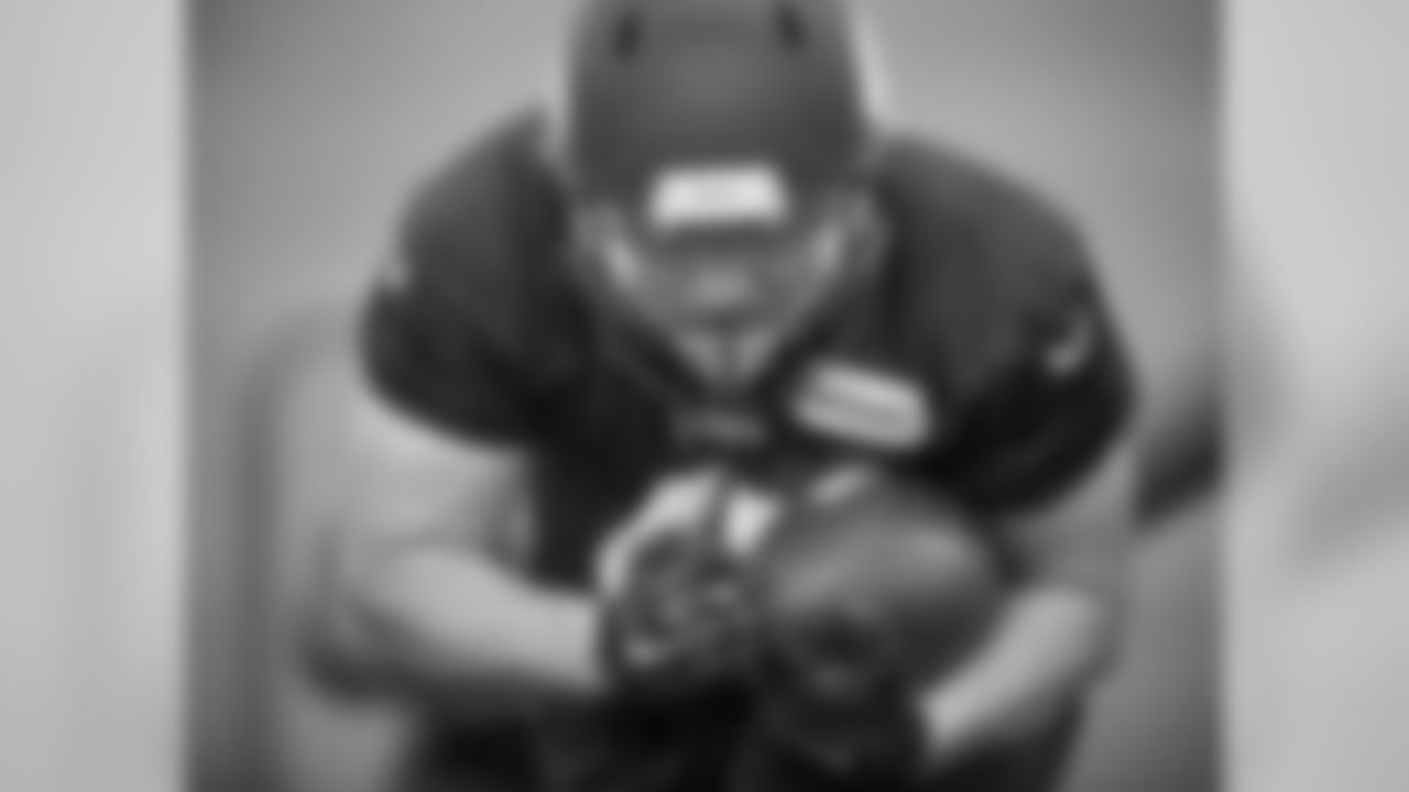 FB Blake Renaud