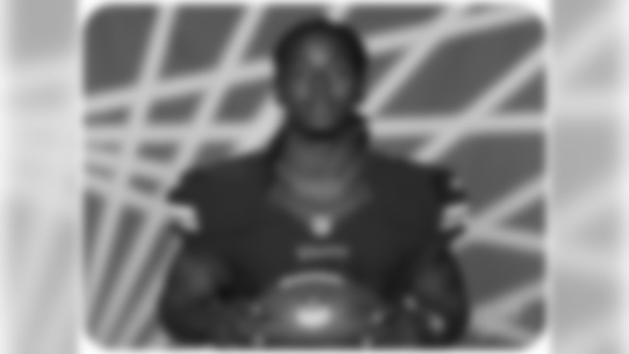 Marken Michel, WR