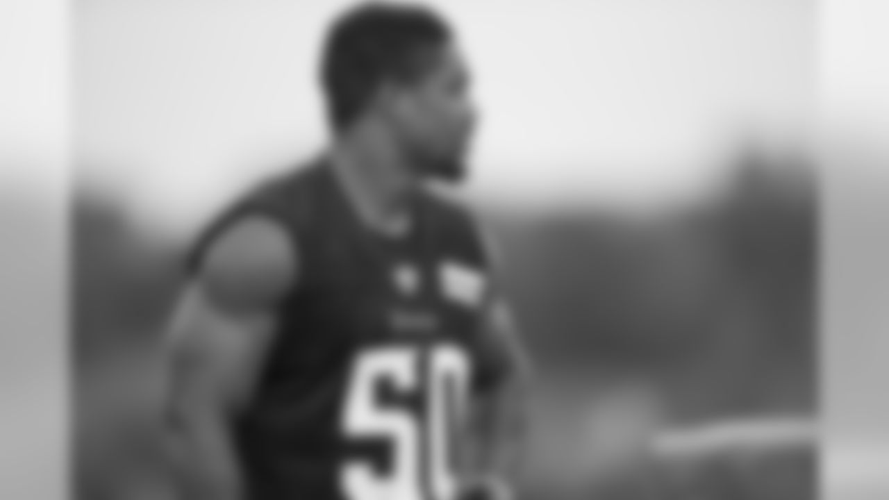 LB Eric Wilson
