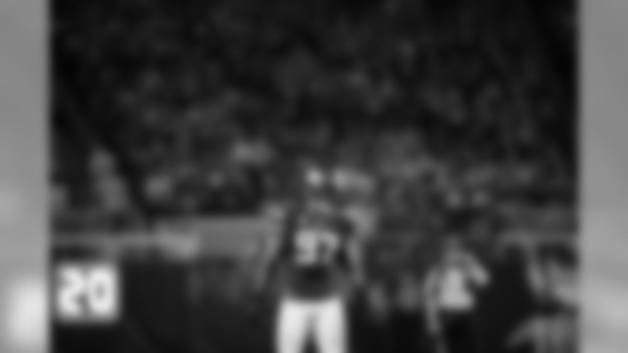 DE Everson Griffen