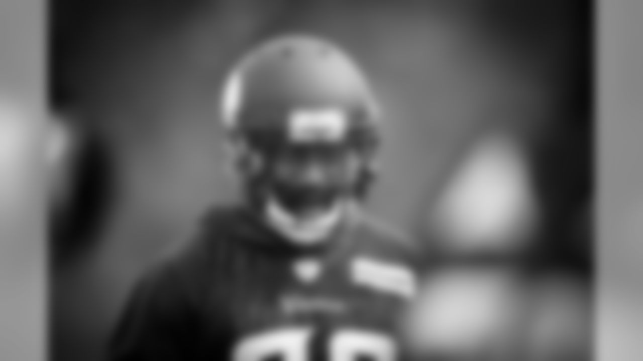 CB Mackensie Alexander