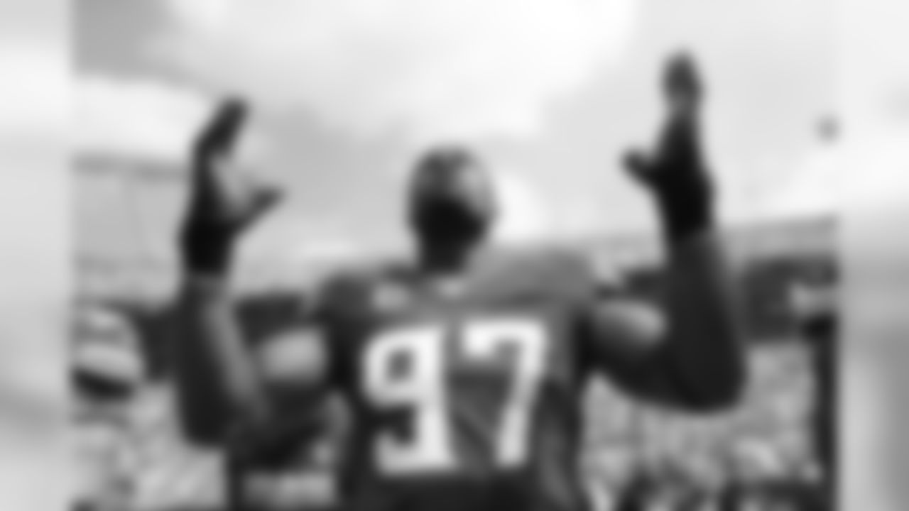DE Everson Griffen