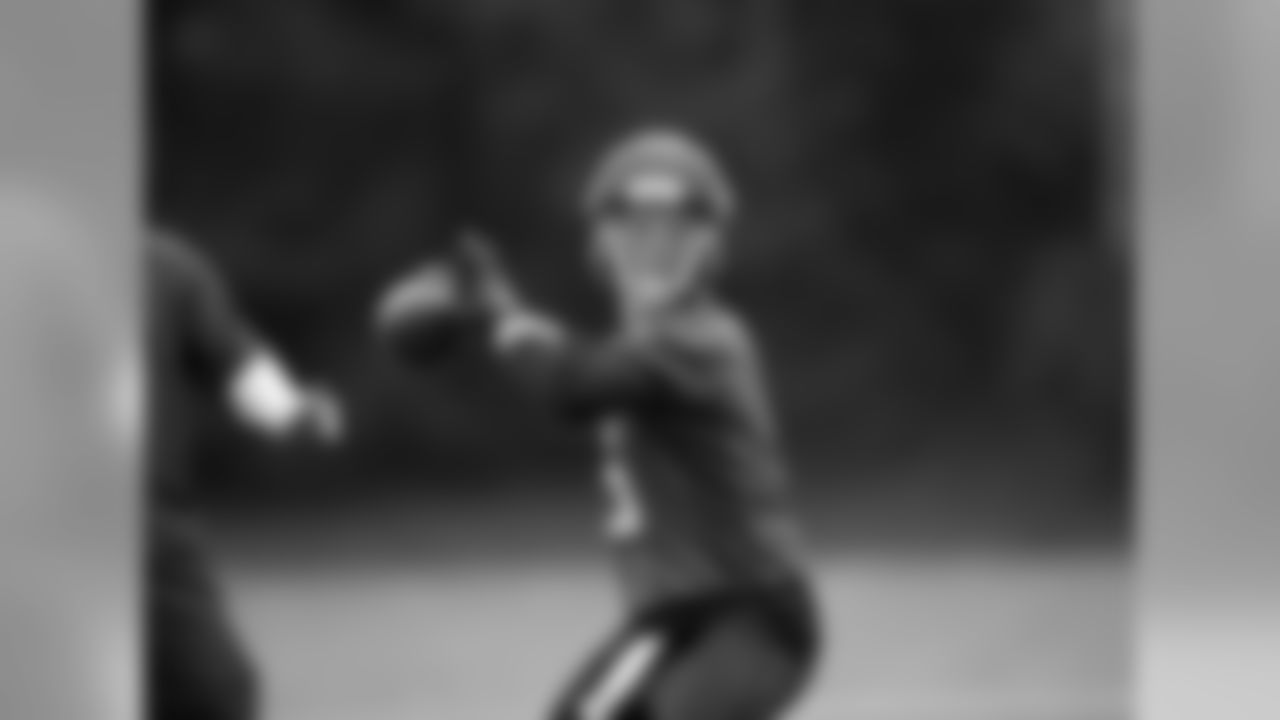 QB Taylor Heinicke