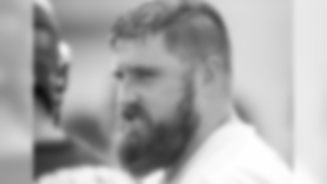 OL Mike Remmers