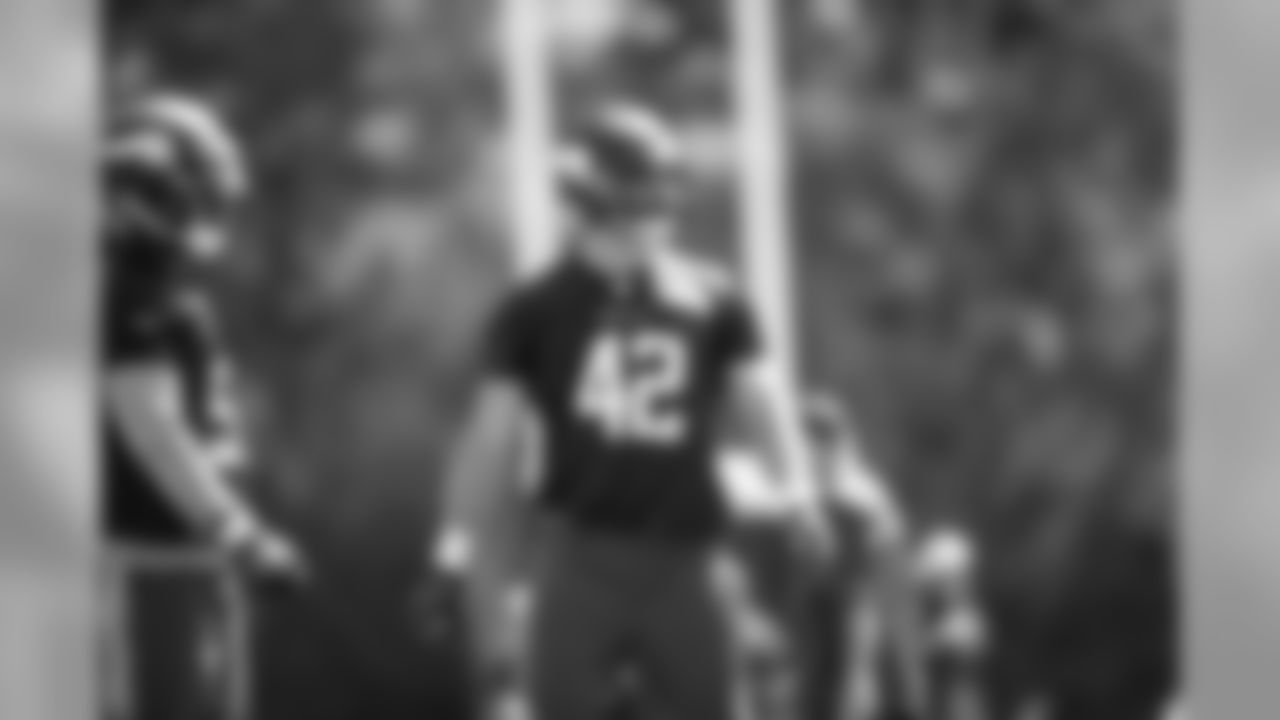 LB Ben Gedeon