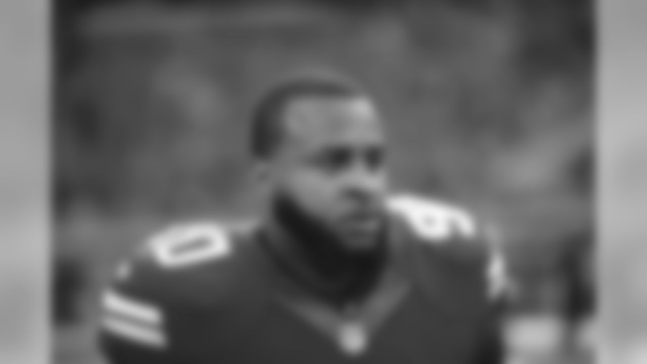 DT Toby Johnson