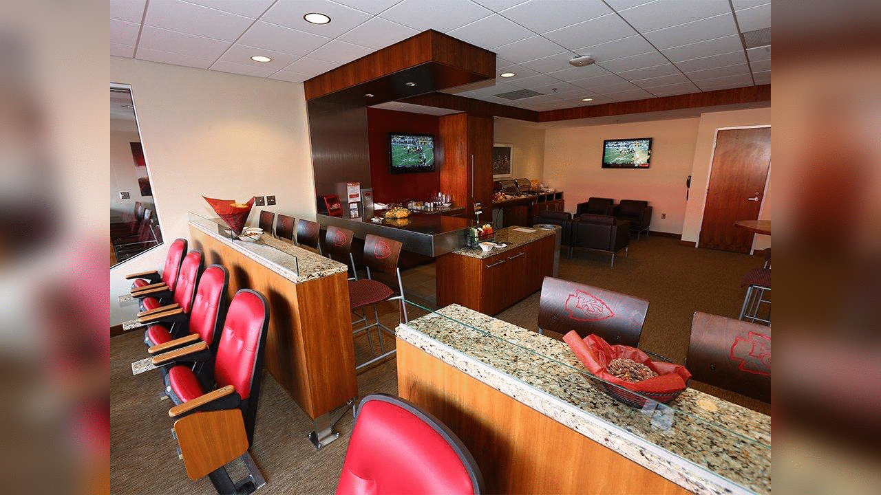 Suites-Broadcast-3
