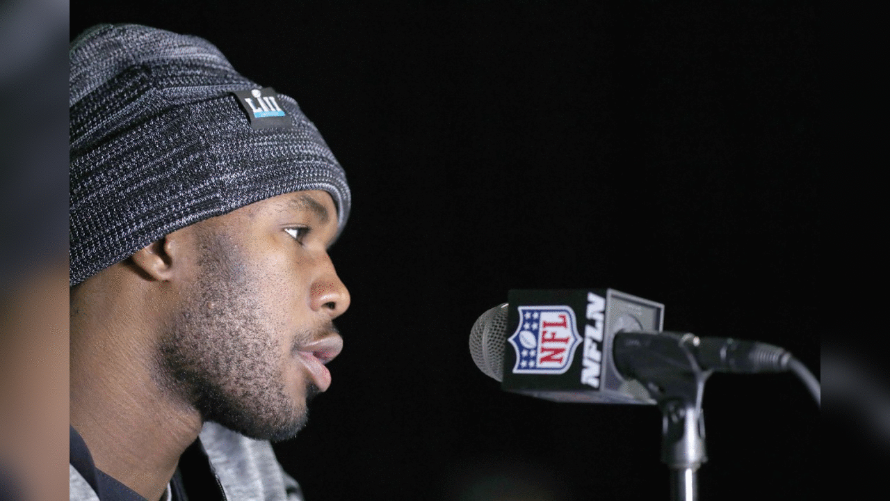 WR Nelson Agholor.