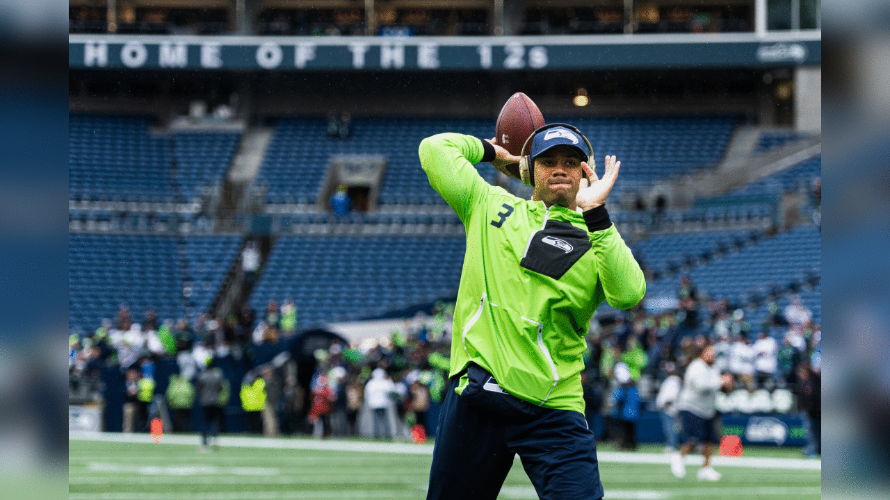 Seahawks quarterback Russell Wilson takes his early pregame throws more than two hours before kickoff at CenturyLink Field.