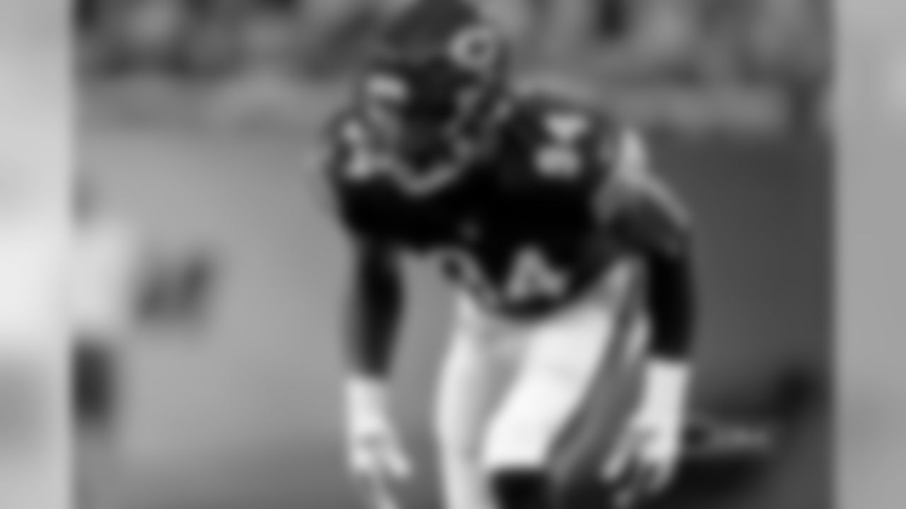 LB Leonard Floyd