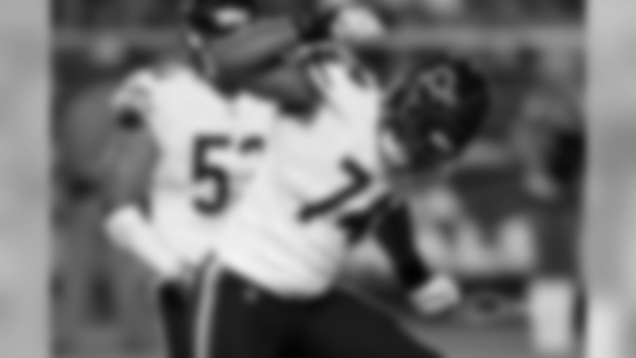 DL Roy Robertson-Harris