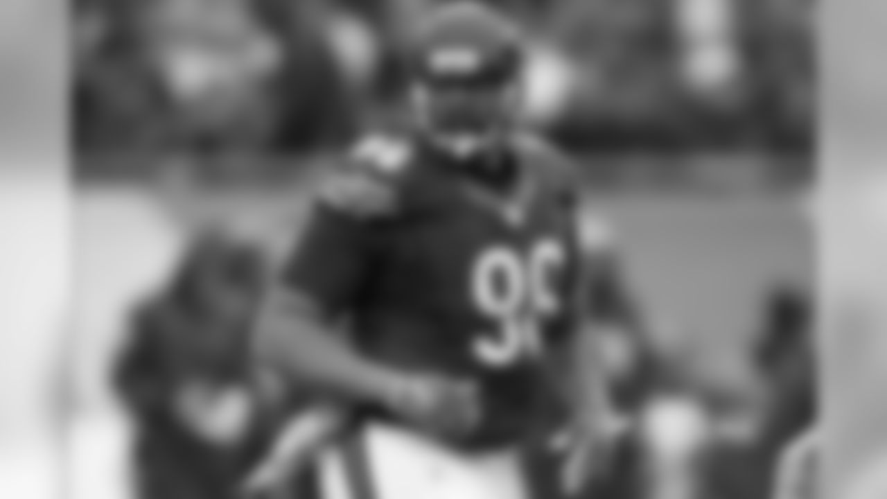 DL Akiem Hicks