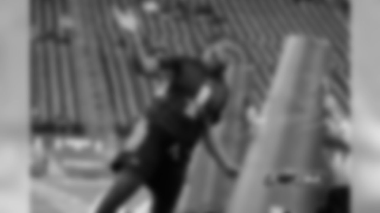 DL Jonathan Bullard