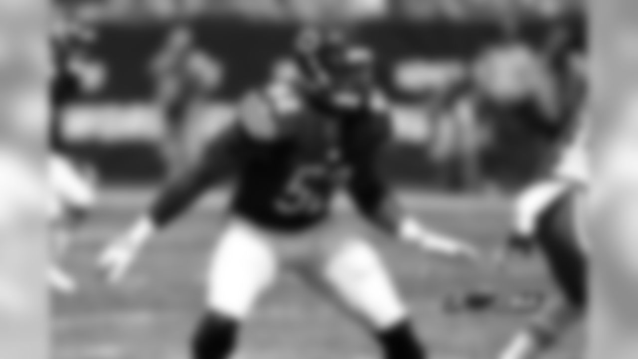 ILB Christian Jones