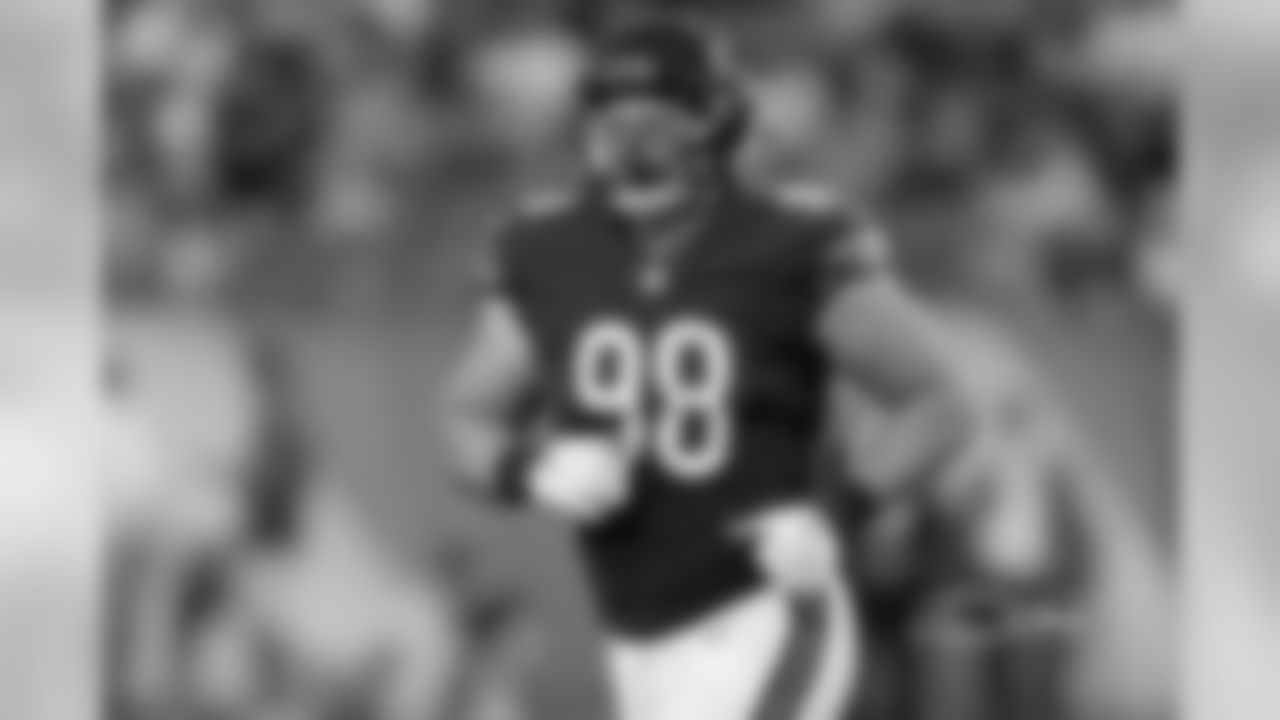 DL Mitch Unrein