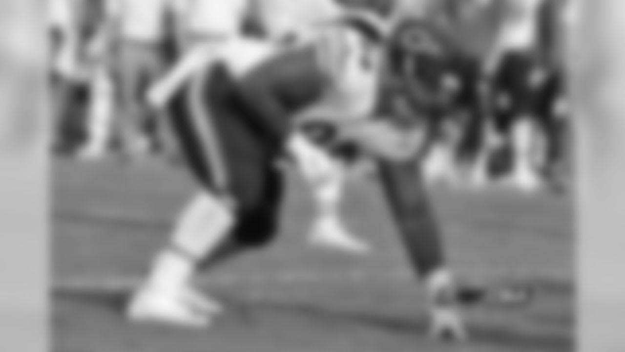 DL Will Sutton