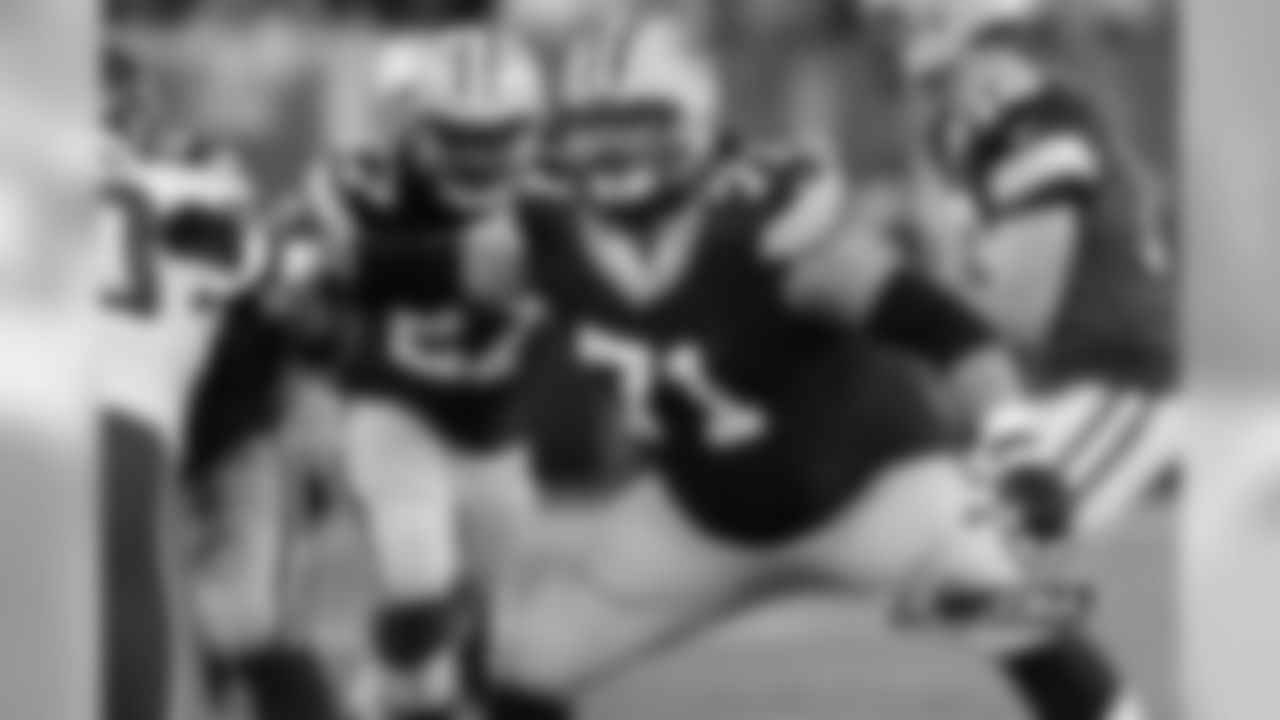 OL Josh Sitton