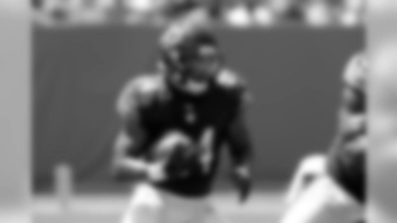 RB Jordan Howard