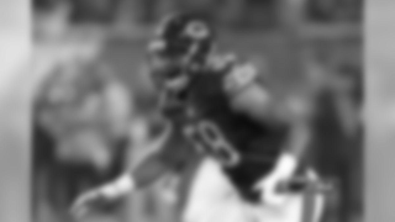 ILB Jon Anderson