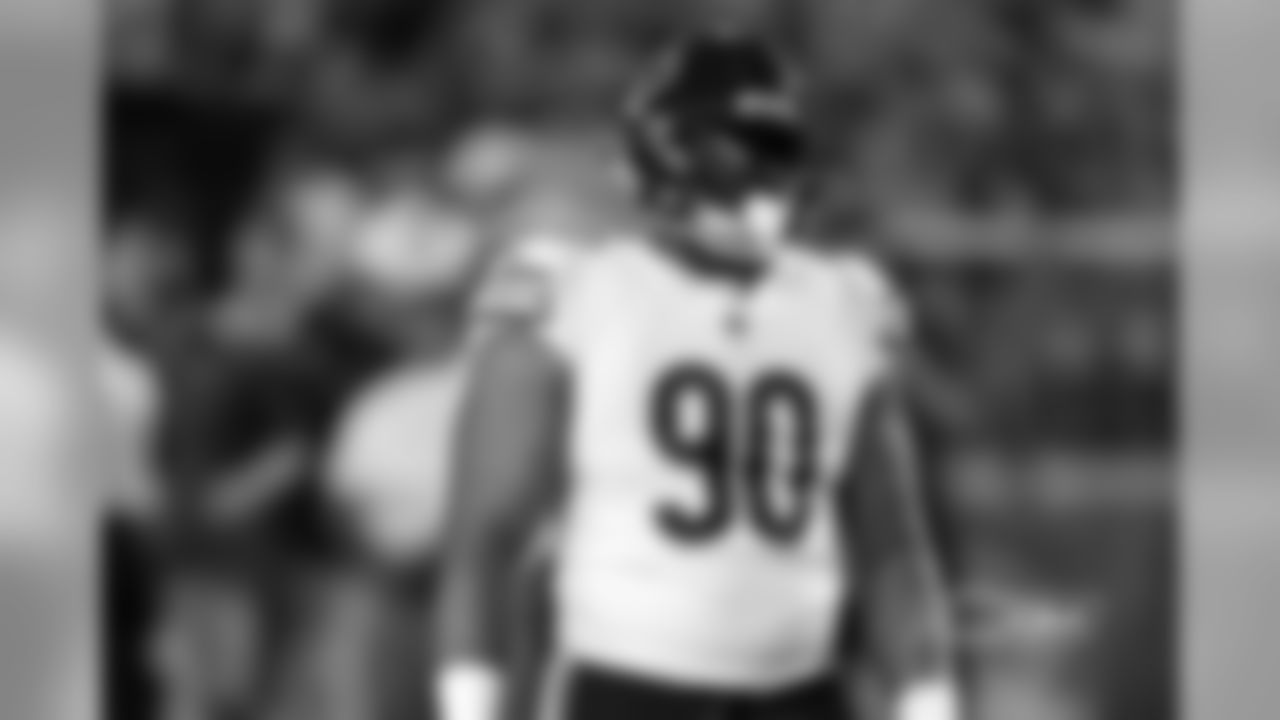 DL Jonathan Bullard