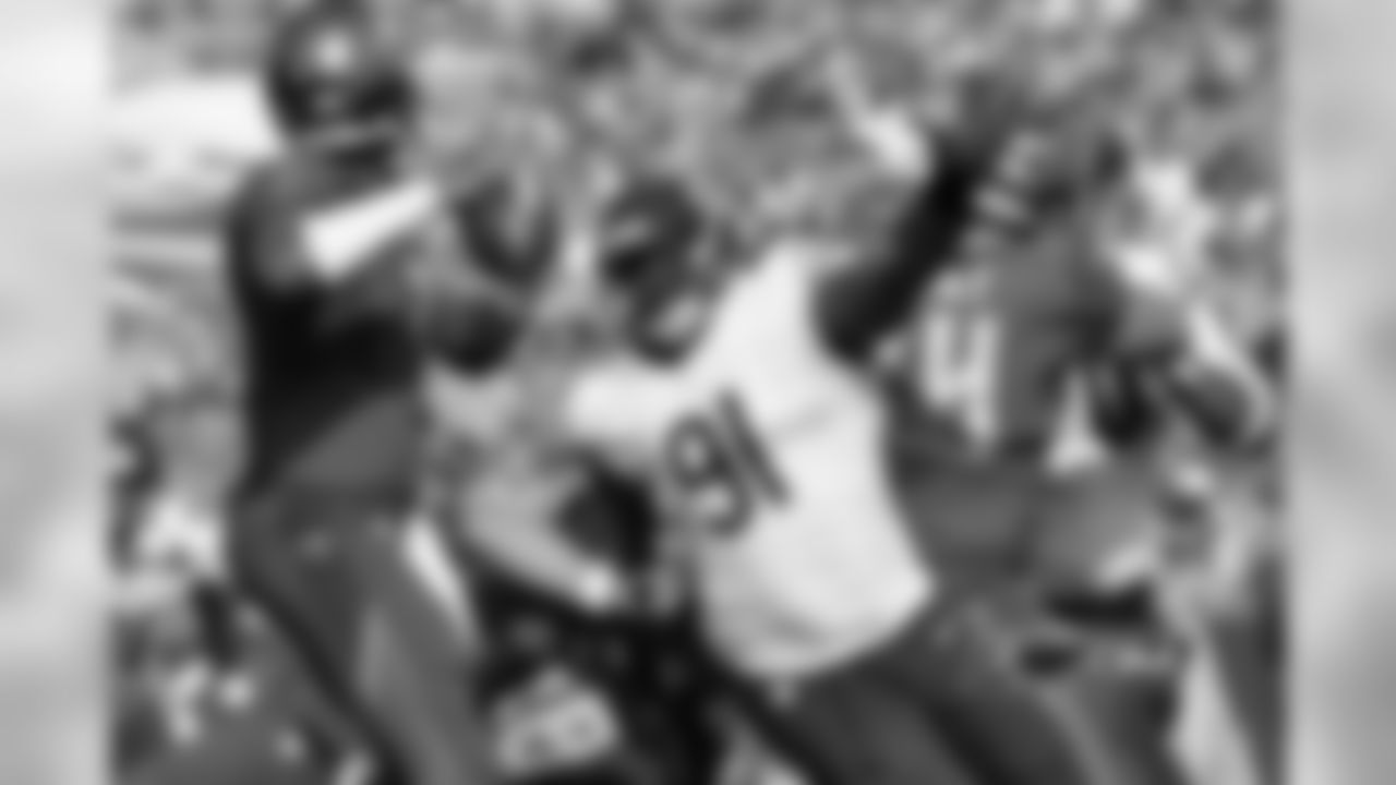 DL Eddie Goldman