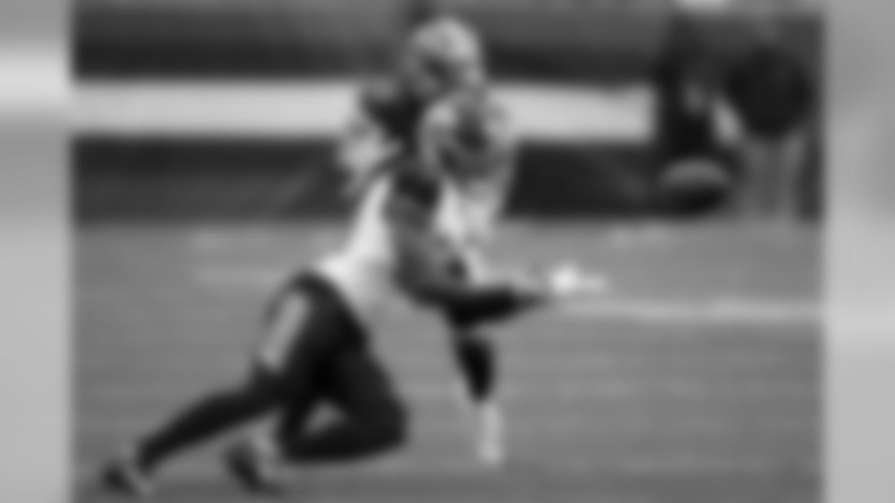 CB A.J. Bouye