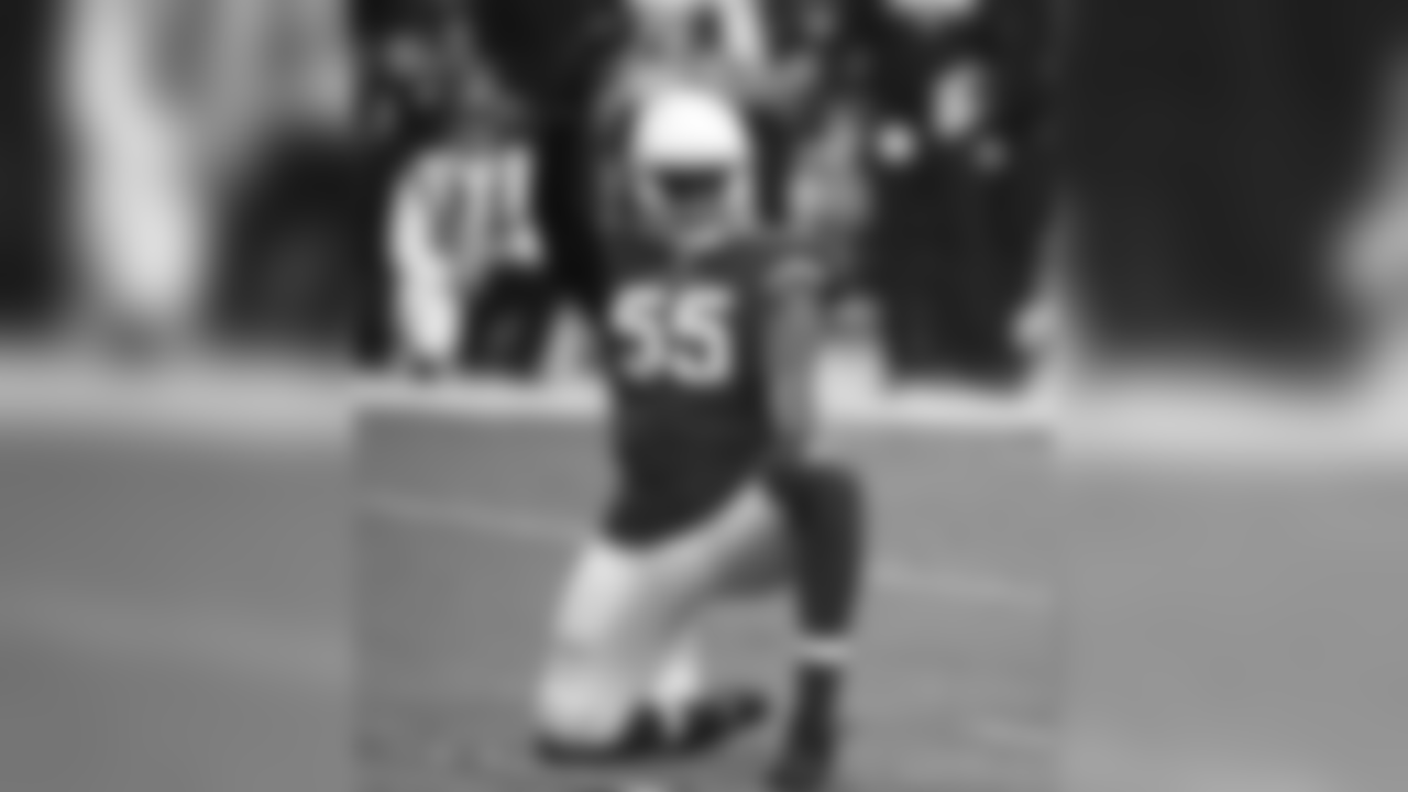 LB Chandler Jones
