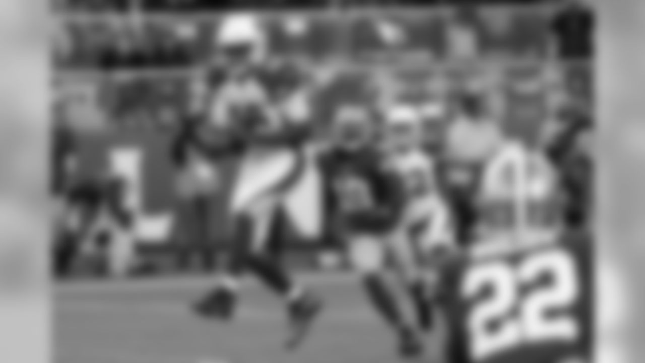 LB Karlos Dansby: One interception