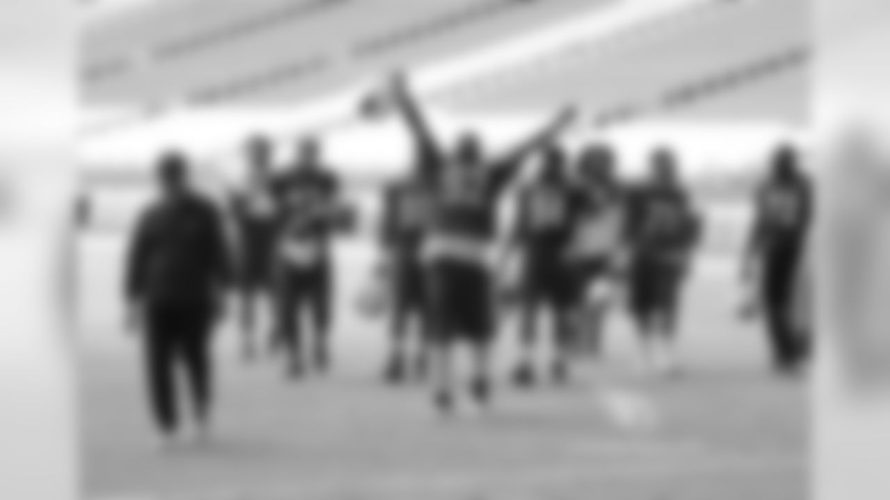 Day 22: DT Frostee Rucker celebrates the last day of Cards Camp