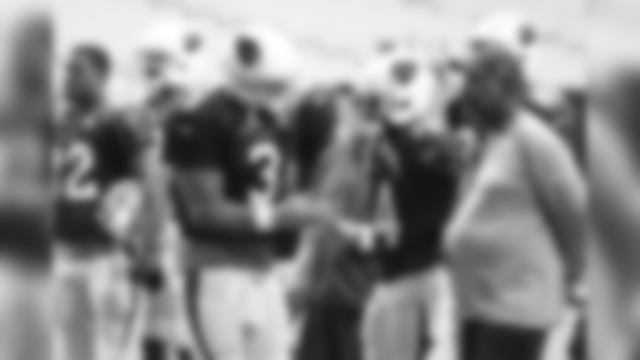 QB Carson Palmer encourages WR J.J. Nelson