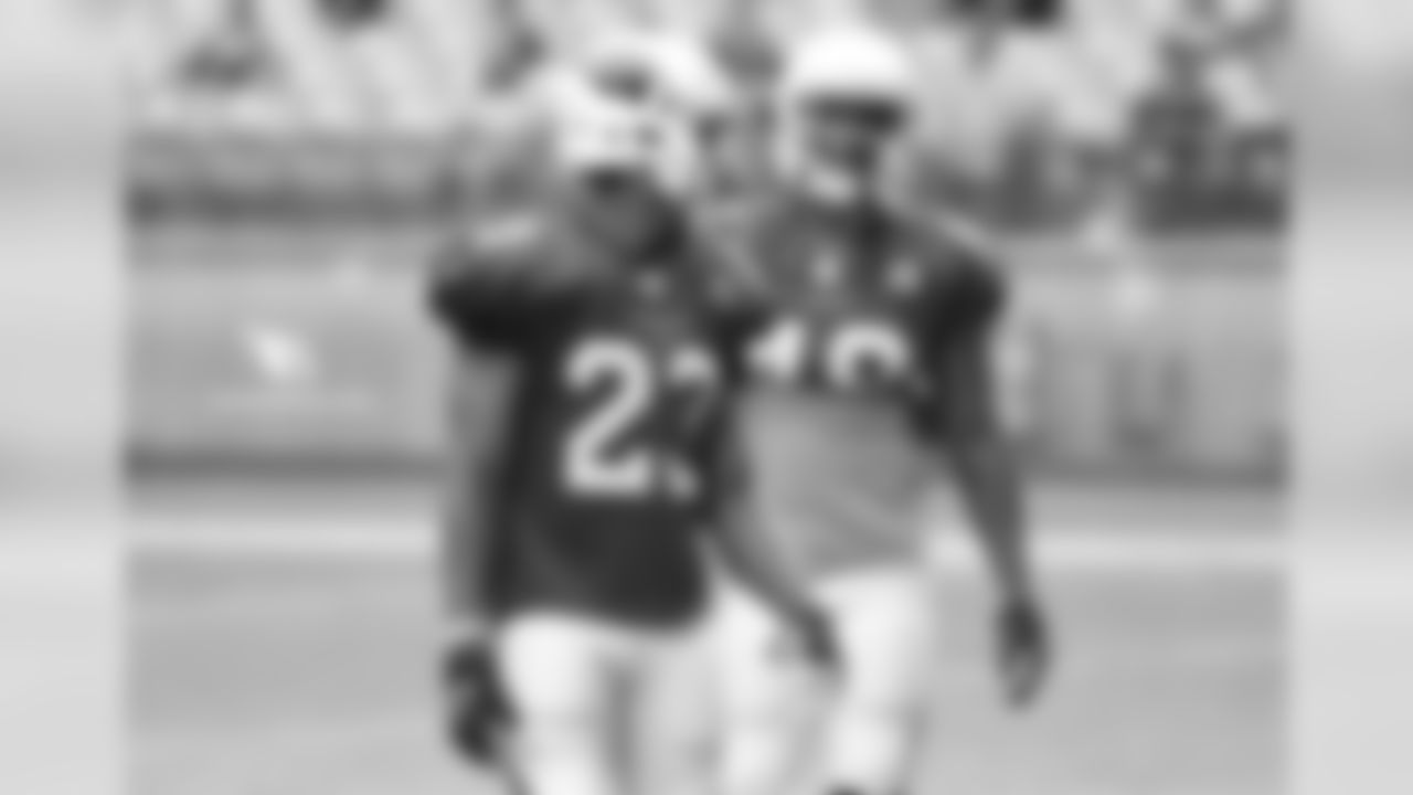 CB Sojourn Shelton (left) and CB Gump Hayes