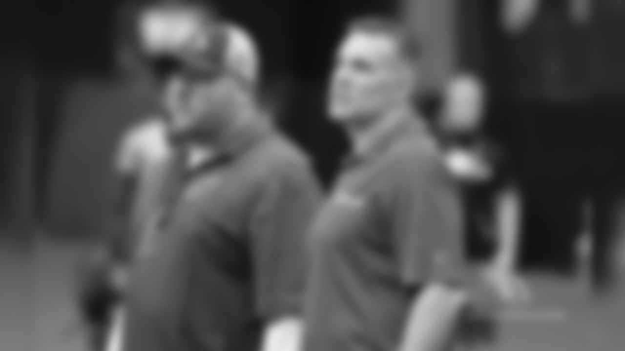 DC James Bettcher chats with Kurt Warner