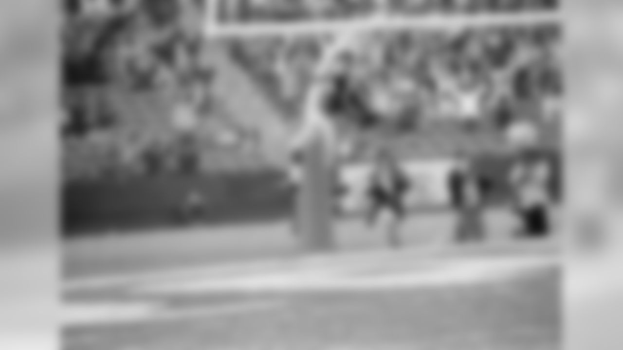 1975: Rams WR Ron Jessie