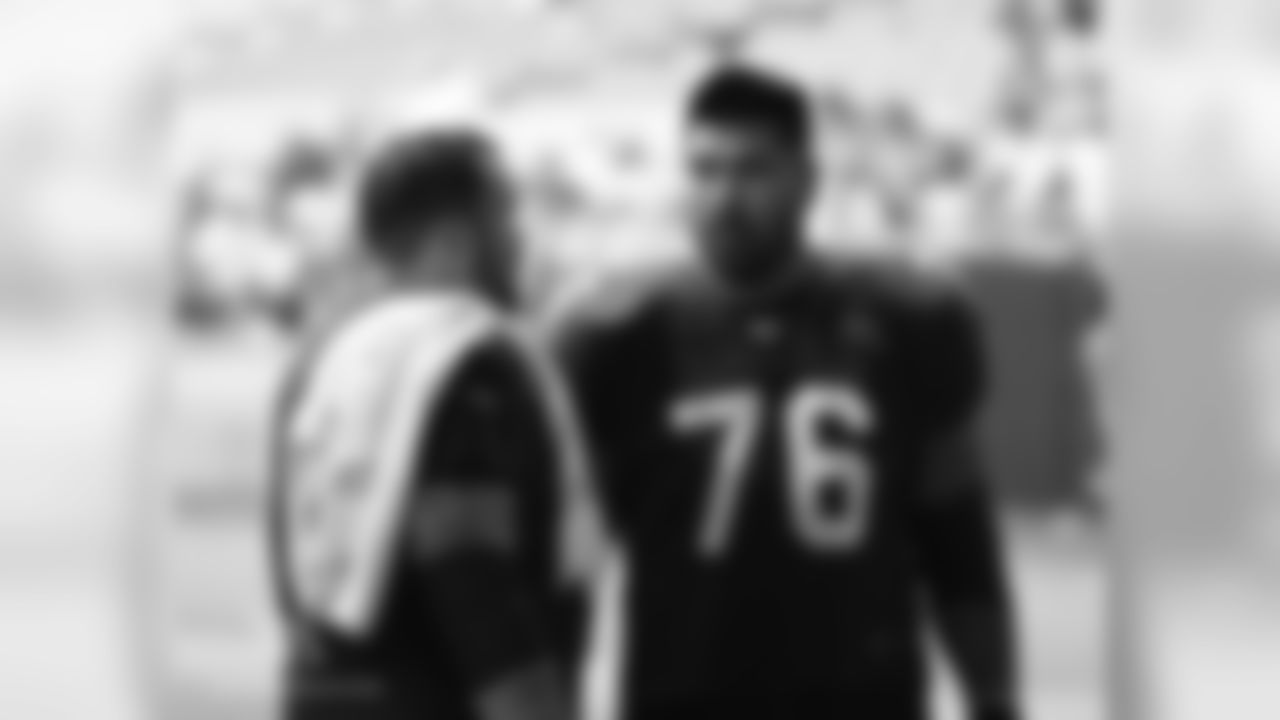OL Evan Boehm and Mike Iupati