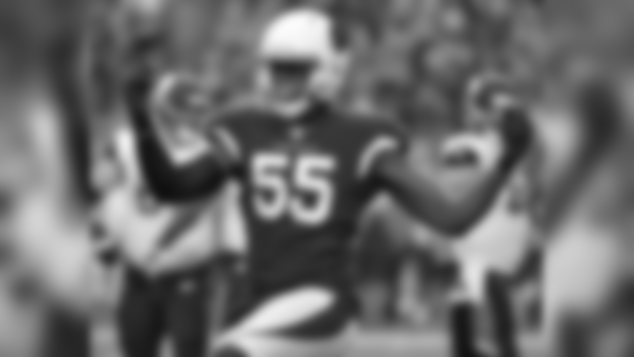 LB Chandler Jones