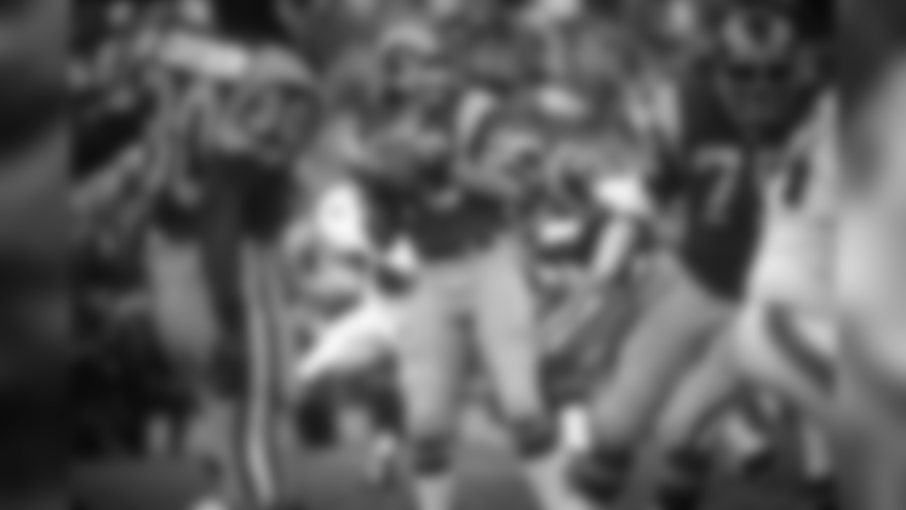 1975: Rams QB Ron Jaworski drops back for a pass