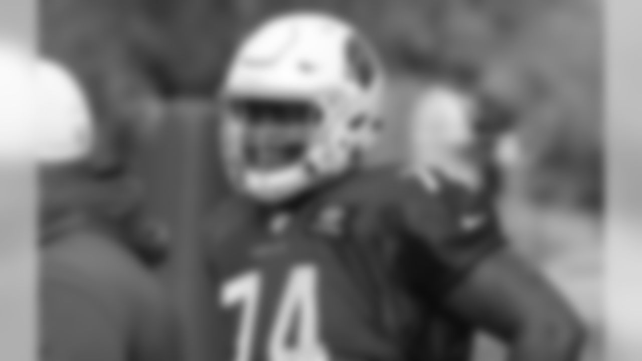 T D.J. Humphries