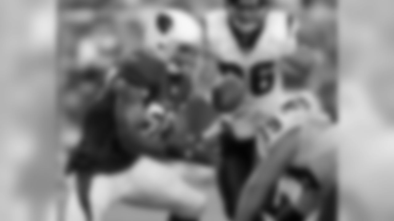 2010 (preseason): LB Daryl Washington recovers a fumble
