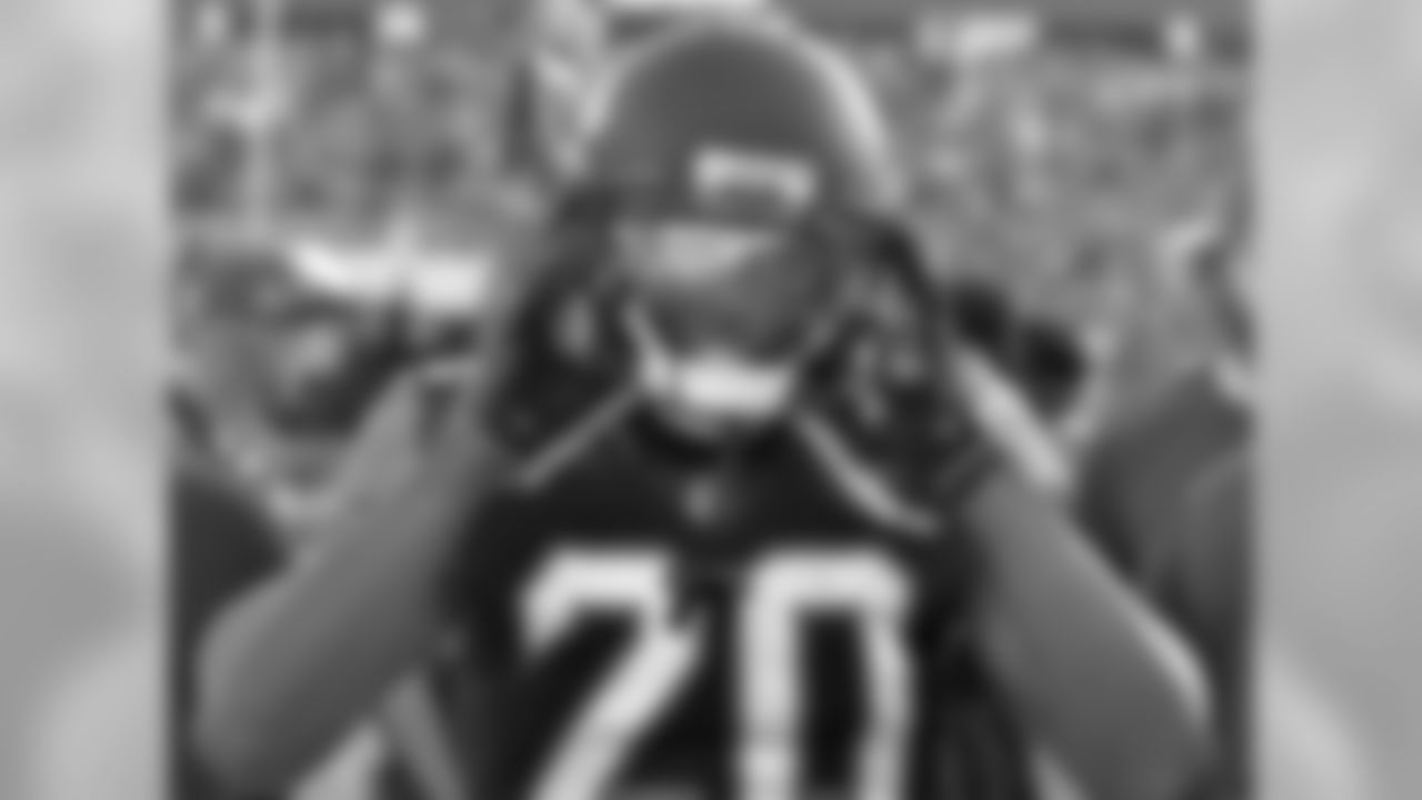 S Tashaun Gipson