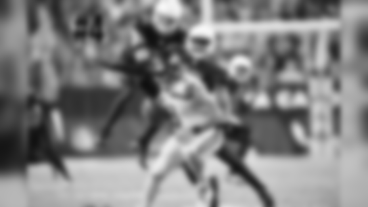 Seahawks QB Russell Wilson scrambles