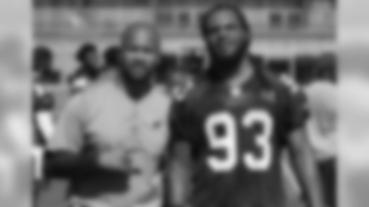 ILB coach Larry Foote (left) and OLB Jarvis Jones