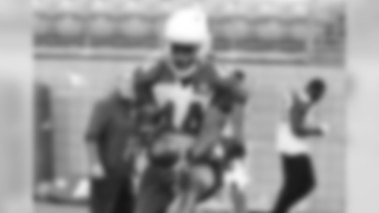 LB Markus Golden