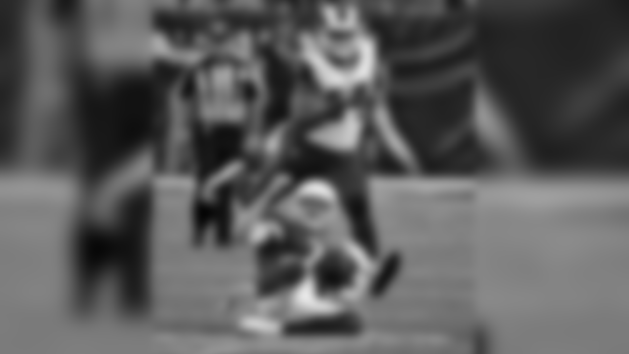 Blaine Gabbert slides for the first down
