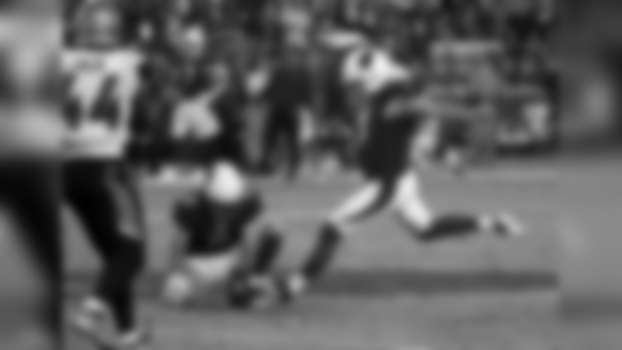 Phil Dawson with the field goal