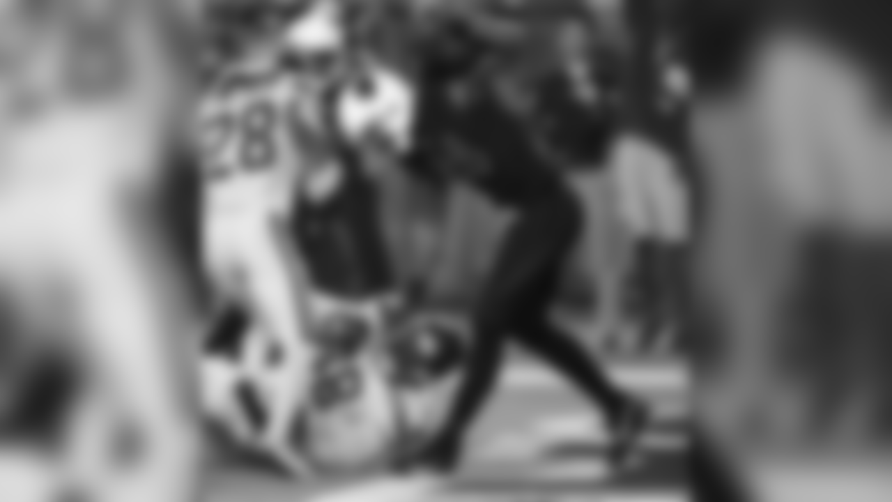 TE Jermaine Gresham celebrates after scoring a touchdown