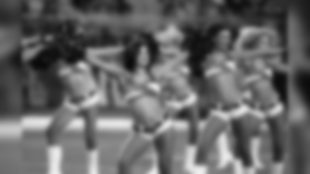 Cardinals cheerleaders perform