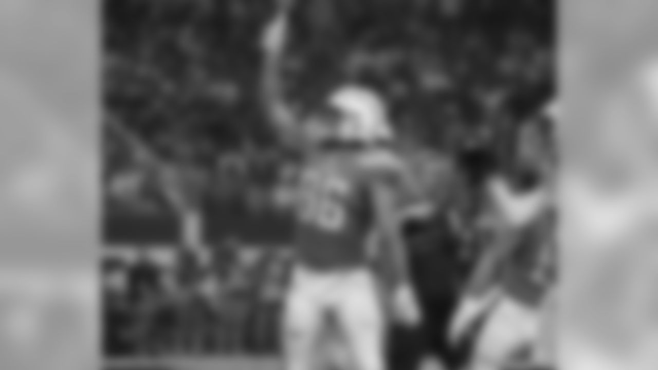 112317_lacvsdal_142.jpg
