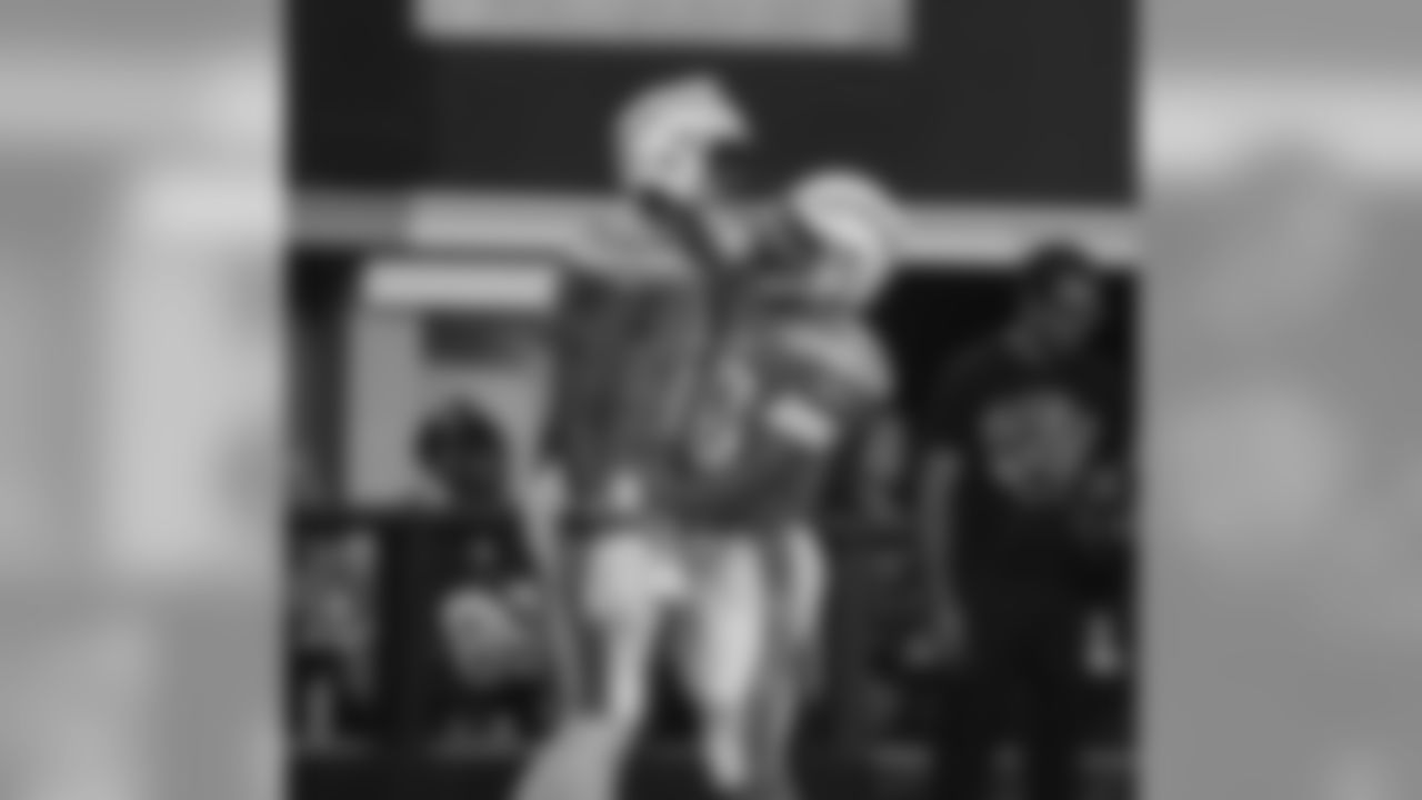 112317_lacvsdal_100.jpg