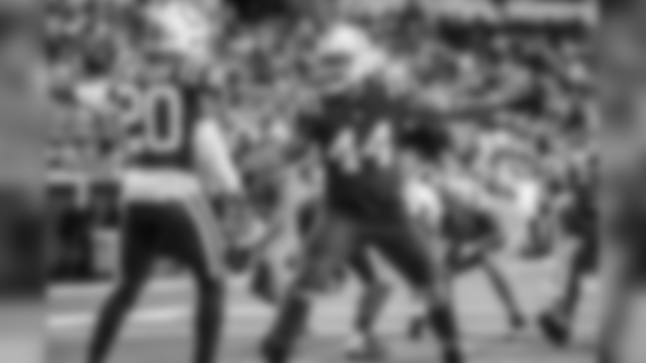 44 Morrison, Antonio ILB 6-1 241 23 2 Florida